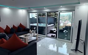 Ferien-&Wellneswohnung mit privater Sauna und Whirlpool